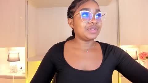 Tami online show from October 29, 2025, 8:10 pm