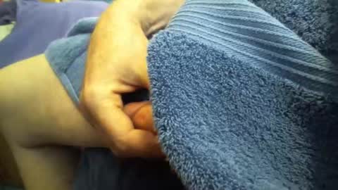 Snapshot of tambay2 chatting on November 1, 2025, 11:01 am tambay2 online show from November 1, 2025, 11:01 am