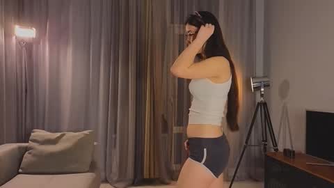 Mio online show from February 21, 2026, 2:07 pm