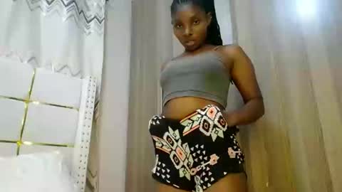 Snapshot of tamia538235 chatting on January 27, 2025, 11:33 pm tamia online show from January 27, 2025, 11:33 pm