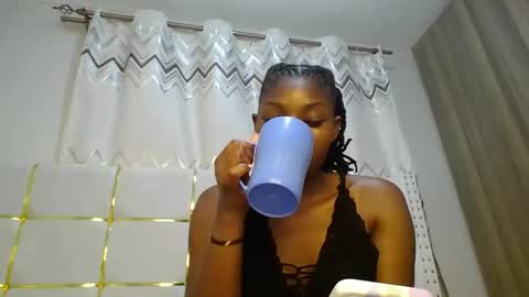 Snapshot of tamia538235 chatting on February 7, 2025, 7:06 pm tamia online show from February 7, 2025, 7:06 pm