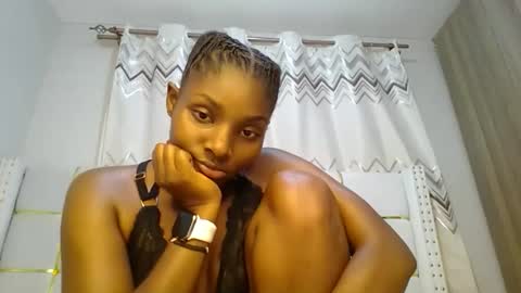 Snapshot of tamia538235 chatting on February 12, 2025, 9:43 pm tamia online show from February 12, 2025, 9:43 pm