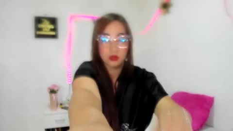 TamiDesire online show from April 27, 2026, 6:28 pm