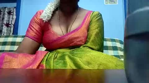Snapshot of tamilmadhi520 chatting on April 30, 2026, 5:52 pm tamilmadhi520 online show from April 30, 2026, 5:52 pm