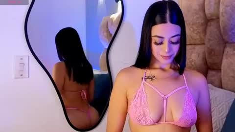 tammy_greyyx online show from July 17, 2026, 8:14 pm