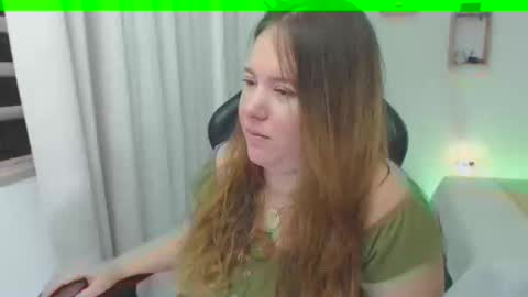 Snapshot of tamy_shine87 chatting on December 3, 2024, 5:31 am Im Samy online show from December 3, 2024, 5:31 am