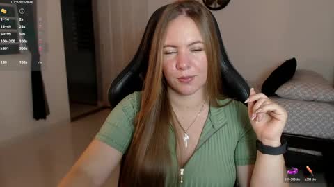 Snapshot of tamy_shine87 chatting on June 1, 2026, 12:01 am Im Samy online show from June 1, 2026, 12:01 am