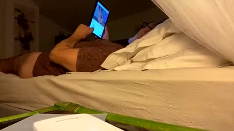 Dominique online show from January 7, 2025, 11:56 pm