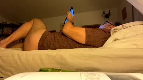 Dominique online show from January 8, 2025, 10:16 pm