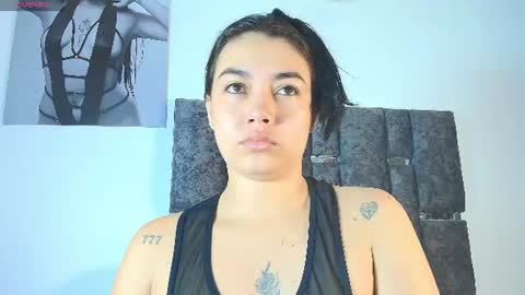 Snapshot of taniamilan chatting on July 17, 2026, 10:44 am Tania online show from July 17, 2026, 10:44 am