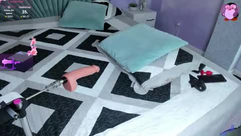 Snapshot of taniiaa__ chatting on October 22, 2025, 1:22 pm Tania online show from October 22, 2025, 1:22 pm