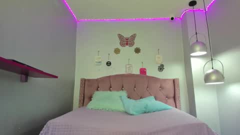 TANIT ANGELS online show from February 28, 2025, 11:03 am