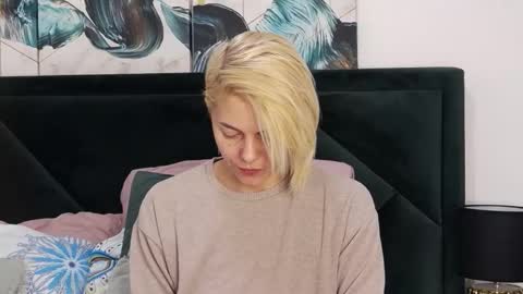 Snapshot of taniyagrey chatting on February 11, 2026, 7:02 am tanyaGrey online show from February 11, 2026, 7:02 am