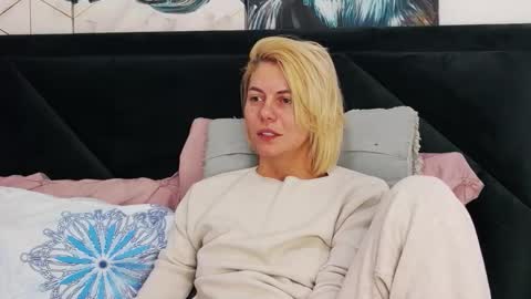 Snapshot of taniyagrey chatting on February 20, 2026, 7:21 am tanyaGrey online show from February 20, 2026, 7:21 am