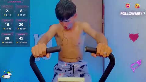 Andres online show from March 9, 2026, 3:54 am