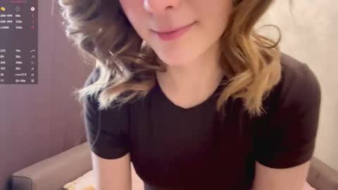 Mia online show from March 16, 2026, 5:44 am