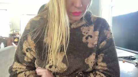 tantricbella online show from February 6, 2026, 9:07 pm