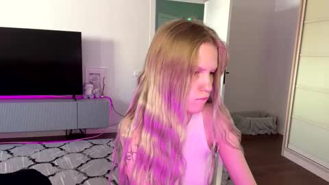 Snapshot of tanyaquartaro chatting on February 20, 2026, 9:21 am Alisa online show from February 20, 2026, 9:21 am