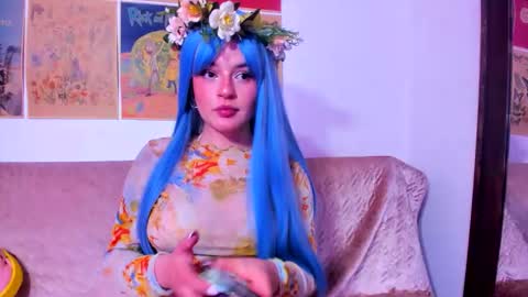 Snapshot of tara_hs chatting on October 8, 2025, 3:04 am online show from October 8, 2025, 3:04 am