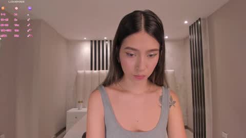 Tara Lawrence online show from September 22, 2025, 12:56 am