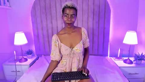 taramasud_ online show from February 25, 2026, 12:09 am