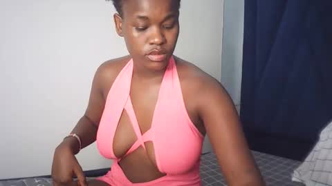 tashababy1 online show from October 31, 2025, 9:05 pm