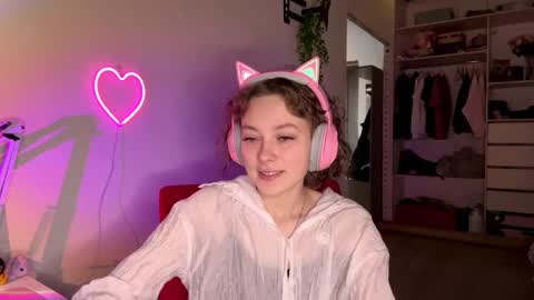 Darlin online show from February 26, 2026, 10:31 pm