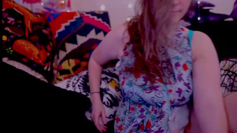 Vivian  Clark online show from February 1, 2025, 12:58 pm