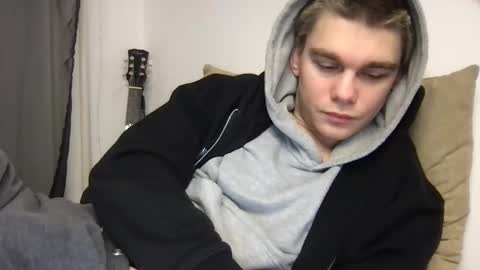 tasteithorny online show from February 18, 2025, 4:37 am