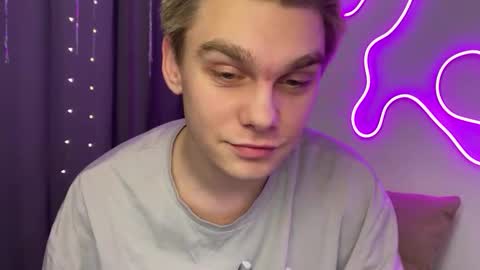 tasteithorny online show from March 9, 2025, 6:21 pm