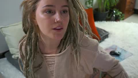 Snapshot of tasty_tomato chatting on December 24, 2024, 7:39 am RHEA  pronanciation like Reya   online show from December 24, 2024, 7:39 am