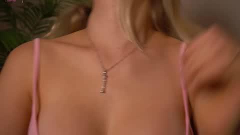 Im Sabrina NEXT LIVE  Tuesday online show from October 3, 2025, 4:37 pm