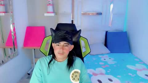 T A T A N online show from September 17, 2025, 8:10 pm