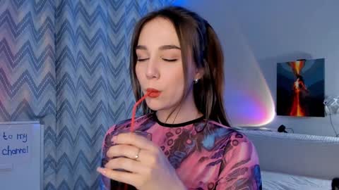 Snapshot of tate_angel chatting on December 4, 2024, 4:16 pm Tate online show from December 4, 2024, 4:16 pm