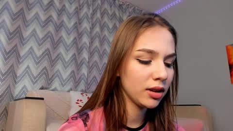 Snapshot of tate_angel chatting on February 5, 2025, 6:15 pm Tate online show from February 5, 2025, 6:15 pm