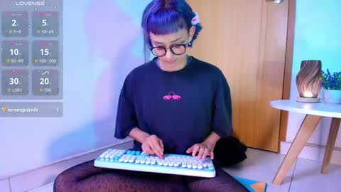 Snapshot of tati_cardenas chatting on April 26, 2026, 5:27 am AME online show from April 26, 2026, 5:27 am