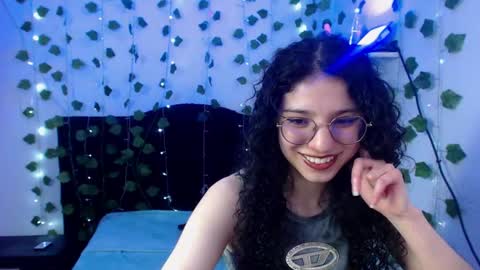 Snapshot of tatiana_991 chatting on January 18, 2025, 3:05 pm tatiana_991 online show from January 18, 2025, 3:05 pm