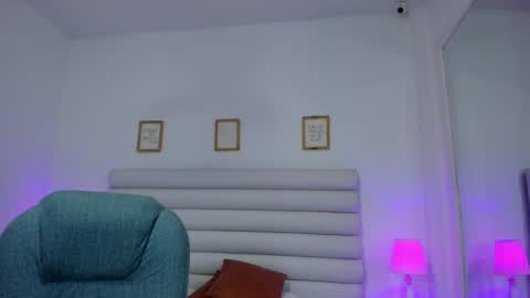 tatiana_arboleda online show from January 14, 2026, 3:45 am