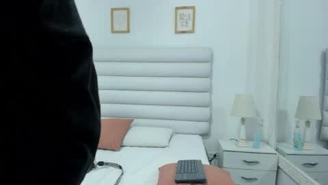 tatiana_arboleda online show from March 29, 2026, 2:55 am