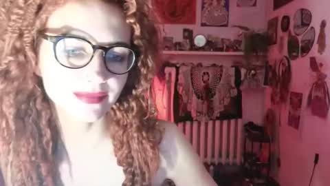 Tatiana online show from April 9, 2026, 8:03 pm