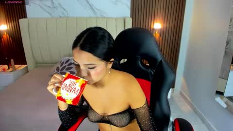 T A T I  online show from February 3, 2026, 7:19 pm