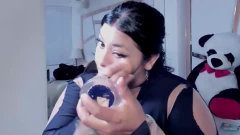 tatikanyx online show from February 1, 2026, 12:26 pm