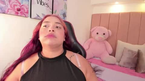 tatikanyx online show from February 17, 2026, 4:57 pm