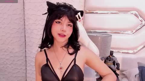 tatilee online show from November 30, 2025, 10:03 pm