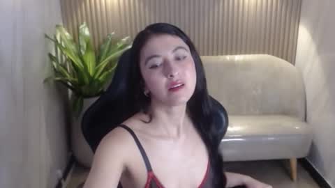 Snapshot of tatiscelis_tf chatting on November 27, 2025, 12:51 pm TATIS online show from November 27, 2025, 12:51 pm