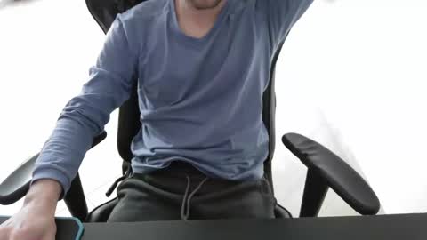 Lucas online show from December 15, 2024, 12:38 pm