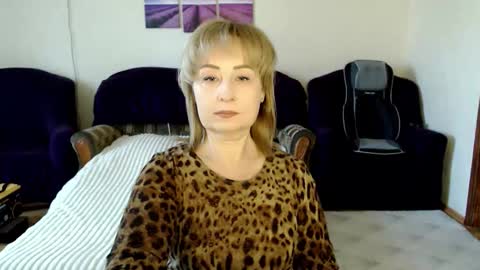 Snapshot of tattease chatting on May 4, 2026, 11:17 am Tattease online show from May 4, 2026, 11:17 am