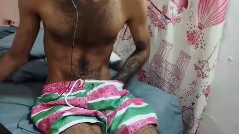 Snapshot of tatto_destroyer chatting on January 22, 2025, 4:44 am Fernando online show from January 22, 2025, 4:44 am