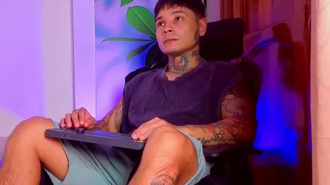 tattokoi online show from November 23, 2025, 2:33 am