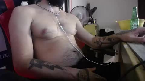 Snapshot of tattonerd chatting on December 5, 2024, 2:42 am Tatto Nerd online show from December 5, 2024, 2:42 am